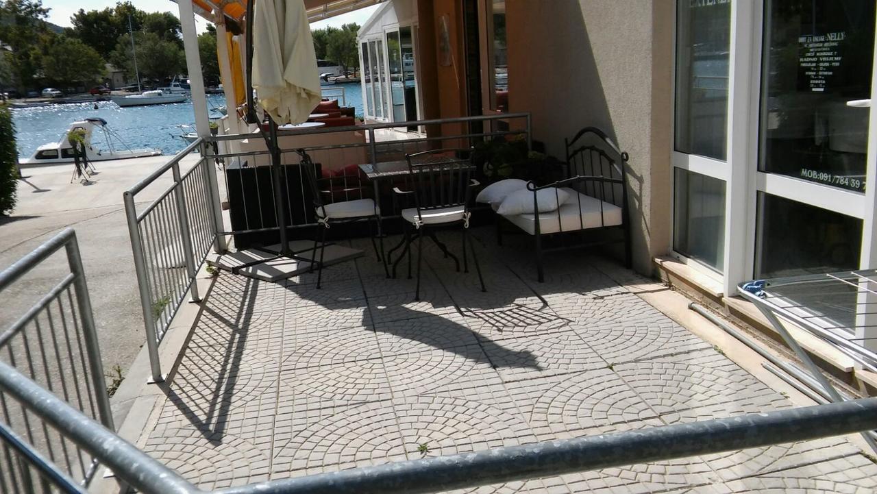 Apartment Antonela Оміш Екстер'єр фото